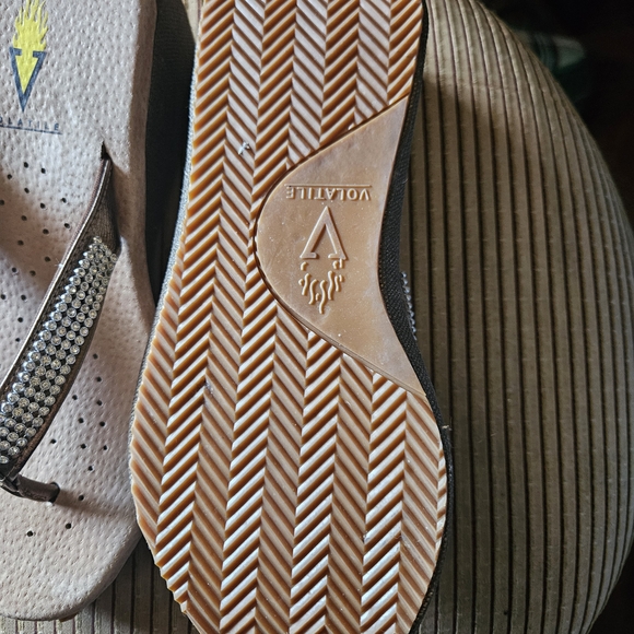 Volatile Rhinestone Sandals - Picture 3 of 3